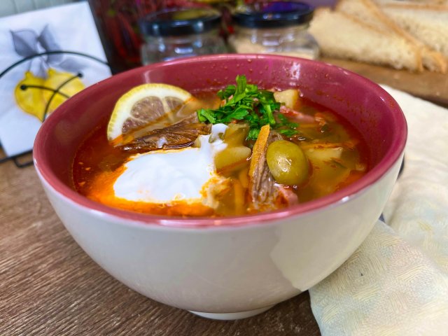 Ну, очень вкусная солянка сборная мясная | солянка сборная мясная рецепт | рецепты просто