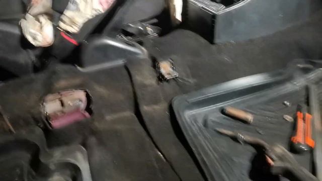 Замена сидений ваз 2107 на иномарочные.