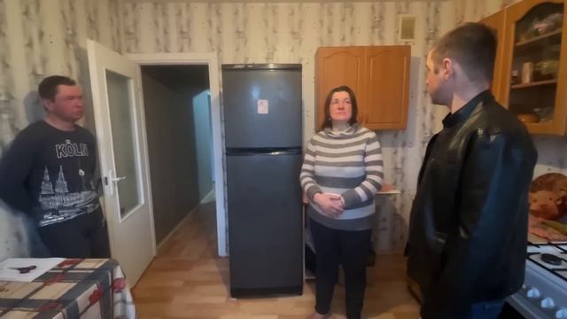 Люди свалки 10 дней живем в квартире) Часть 6. Витёк мусорщик