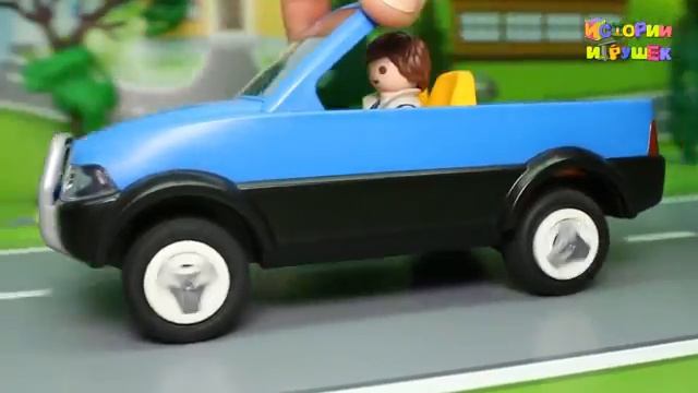 Игрушечные мультики про машинки - полицейская и пожарная машина у видео Для детей - Пожар!.mp4