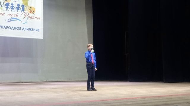 "Рождается новый день", исп. Сержантов Илья