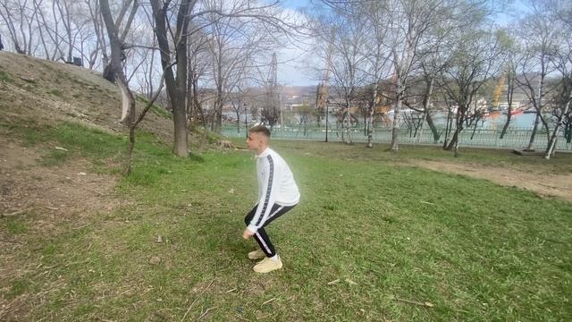 КАК НАУЧИТЬСЯ ДЕЛАТЬ ЗАДНЕЕ САЛЬТО ЛЕГКО И БЫСТРО?