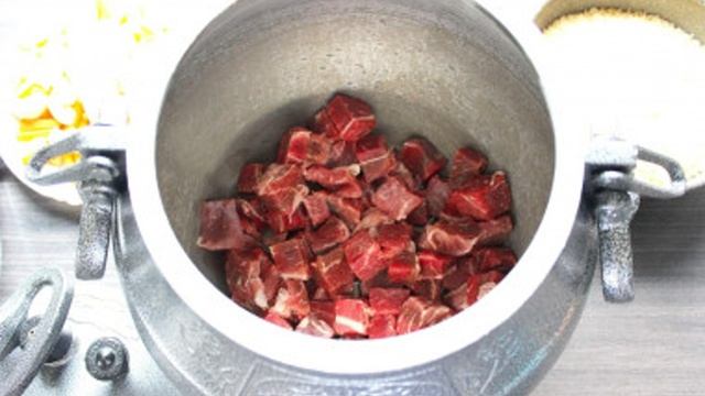 Плов в афганском казане на плите