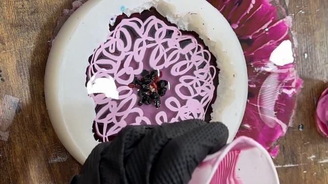 Сервировочная заливка подстаканника эпоксидной смолой