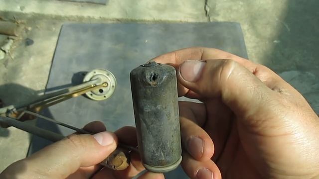 Датчик уровня топлива.Что внутри, почему врет?