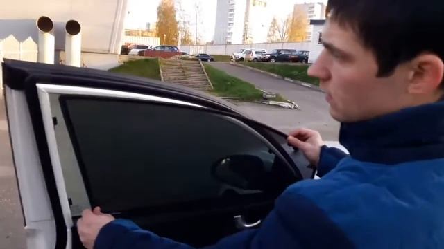 Автошторки Laitovo на магнитах, установка на Kia Optima JF со штатными шторками