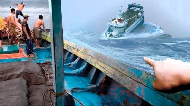 Редчайшие Кадры! Корабли Против Гигантских Волн Шторма.