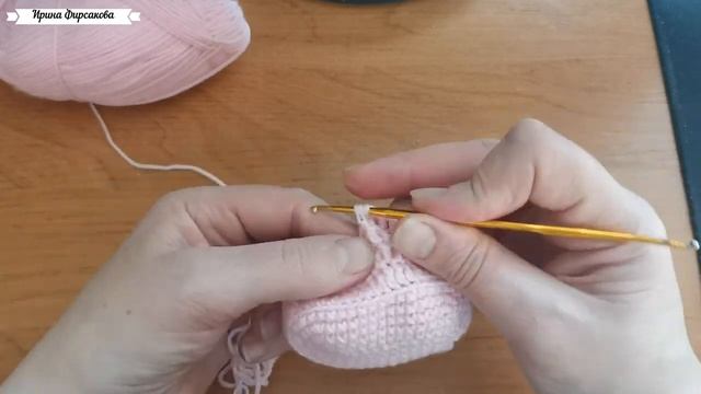 Красивые пинетки для куклы Reborn