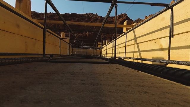 Фундамент из блоков ФБС. Уширительная лента под блоки