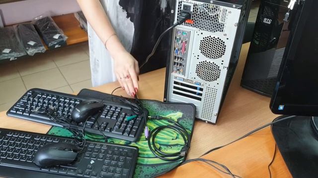 1. Подключение основных устройств к системному блоку. Начальный курс "Легкий старт"