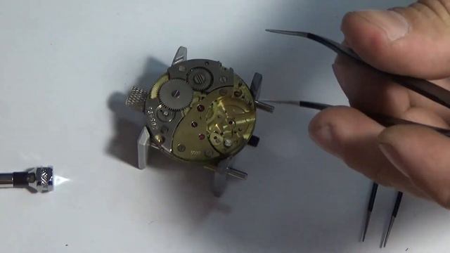 Ремонт и профилактика карманных механических часов Молния 3602 часть 1 (разборка)