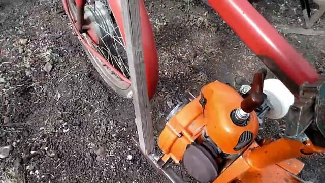 Самодельный мопед на базе двигателя бензопилы "ДРУЖБА-4". Начало. 17.04.2020.