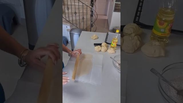 מגולגלות במילוי קוקוס של סבתא תקוה זל