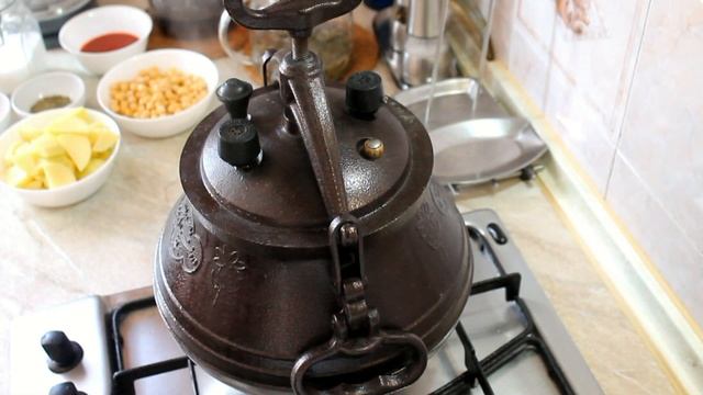 Бозбаш по-азербайджански, в Афганском казане. bozbaş.բոզբաշ.ბოზბაში