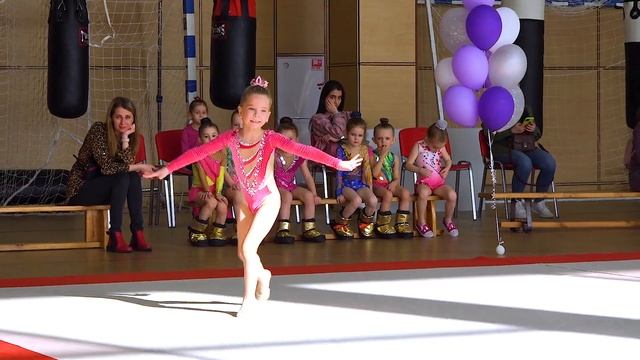 Шнайдер Ксения художественная гимнастика 2016 г.р