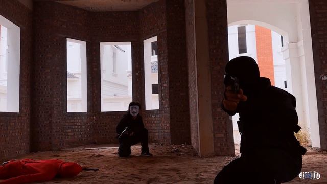 MONEY HEIST vs POLICE (BELLA CIAO REMIX) 52 || Epic Parkour POV Chase