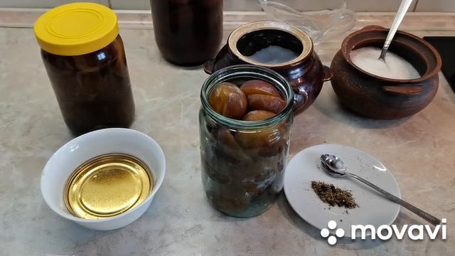 Маринованные сливы.