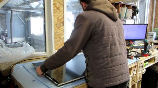Ремонт DEXP F40B7100T. Установка универсальной подсветки.