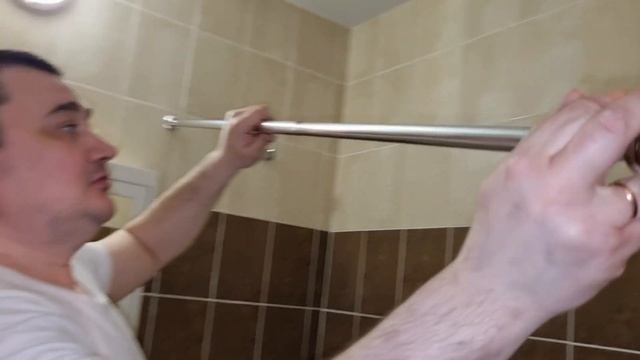 Как установить раздвижную перекладину для шторки в ванной/Карниз для шторки в ванной