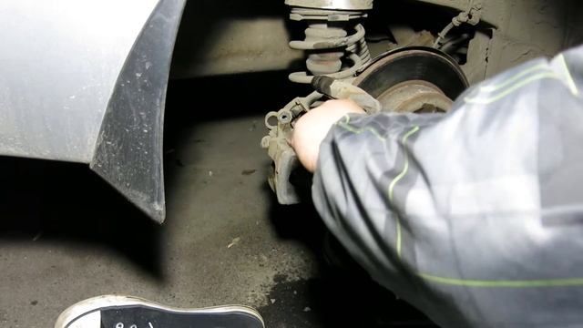 замена задних тормозных колодок киа рио