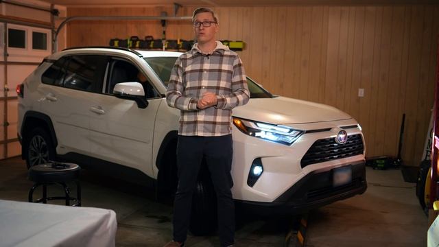 Toyota RAV4 2022 гибрид - Что не так с этой машиной?