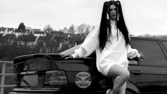 Ты смотрел на лево примечая себе цель 🥀
