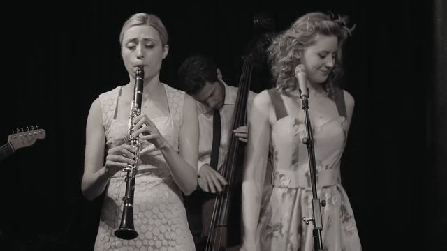 Tu Vuo Fa LAmericano  Hetty  the Jazzato Band