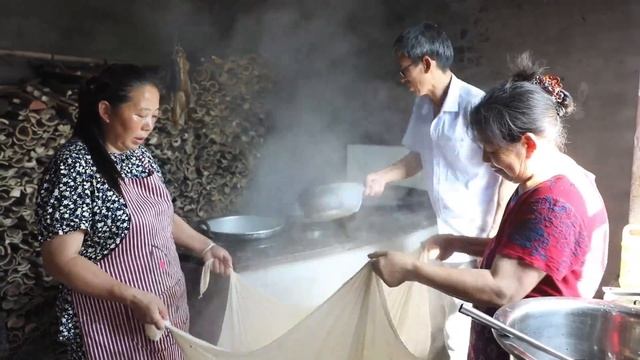 帮隔壁户做饭，聊到小拾妹，隔壁户都想她了【幺妈和幺叔】