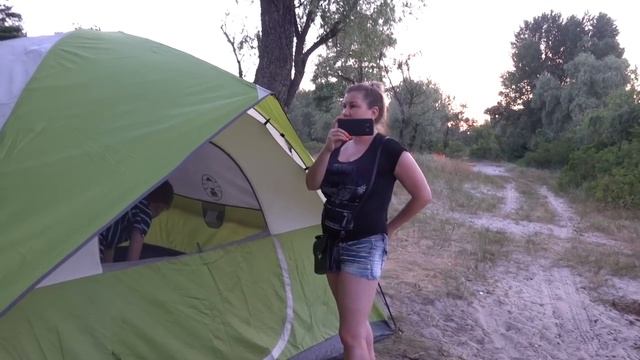 VLOG Настя и Катя ночуют на речке