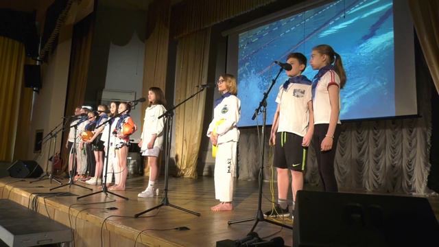 Выпускной 4 х классов в ГБОУ Школа 2030