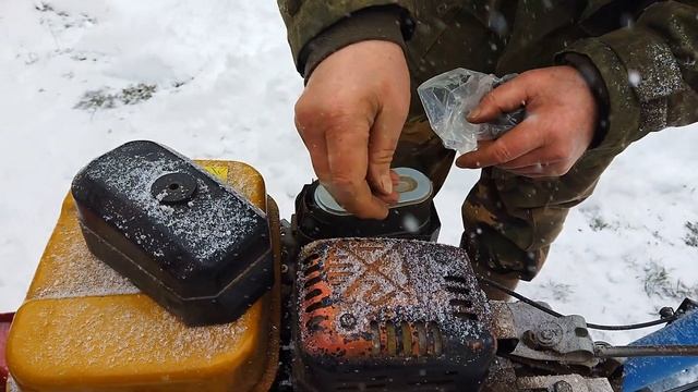 Подготовка мотоблока Нева к зимнему сезону.Подцепляем навесной снегоуборщик.