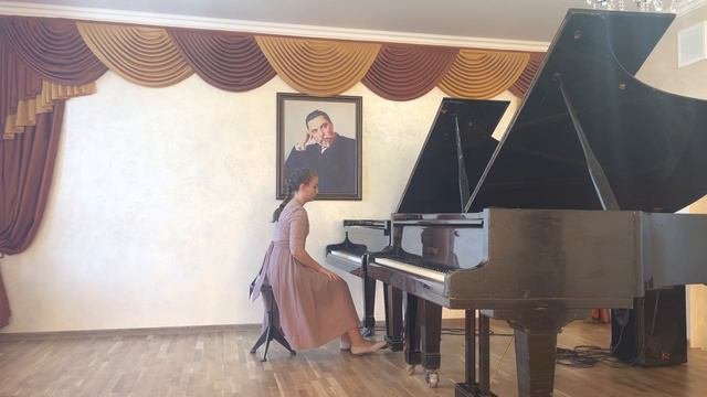 Горчуева Анна, фортепиано, 13 лет, Детская школа искусств им. В.И.Сафонова, г. Пятигорск