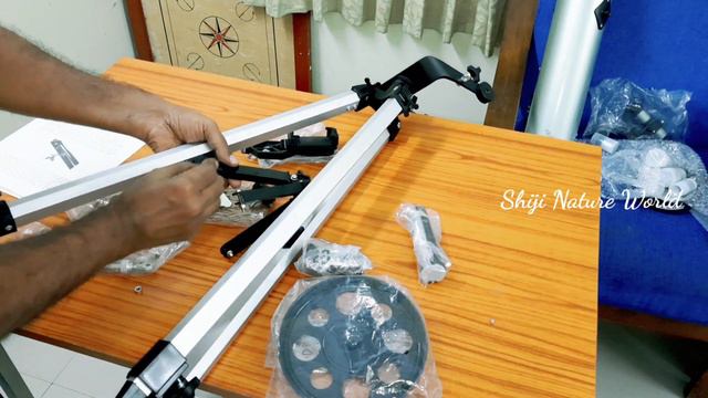 Telescope assembly /How to assemble Newtonian reflector telescope F70076/How to join telescope part
