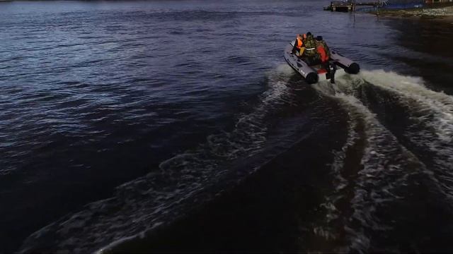 Skylark 420 первые тесты на воде Оторвали румпель