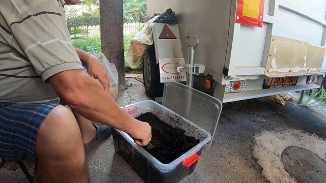 Выращивание и кормление красных навозных червей