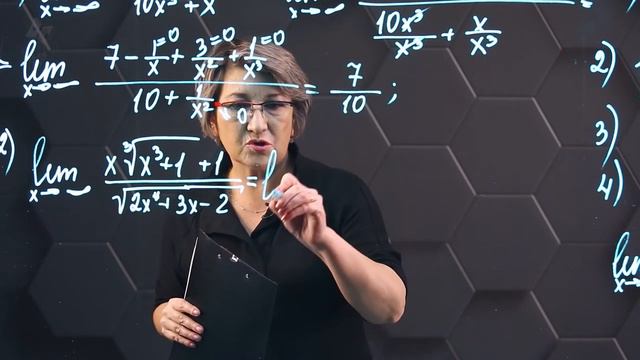 Предел функции на бесконечности.  Практическая часть. 10 класс. (720p)
