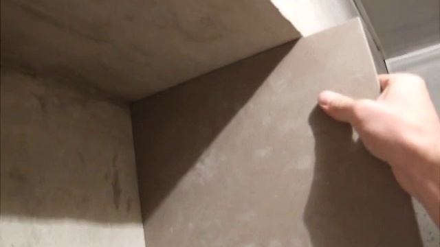 Как штукатурить верхний откос