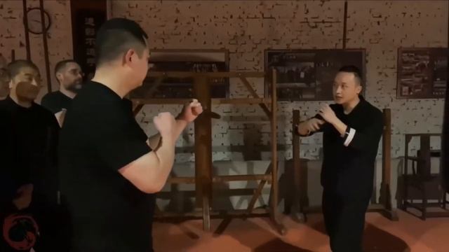 Вин Чун 咏春 Техники самообороны с Мастером Тэном 1 #кунгфу #винчун