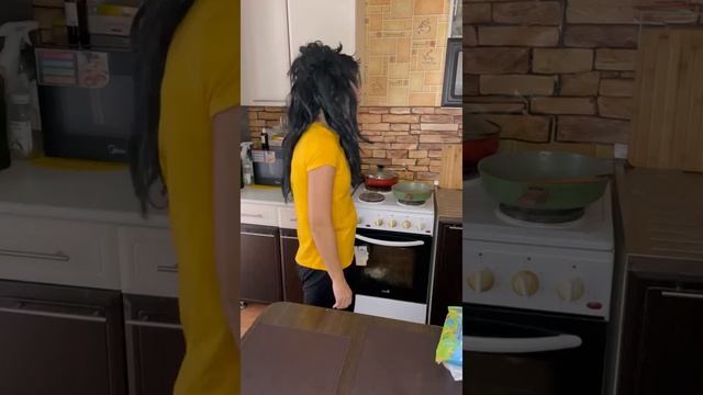 Света как ВАМПИРЫ В РЕАЛЬНОЙ ЖИЗНИ. Тик Ток Страшилки AmyMyr
