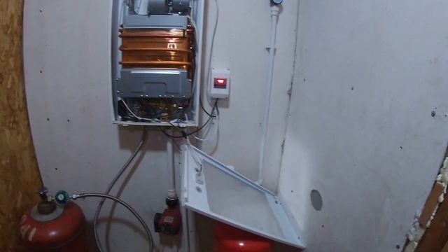 Газовая колонка Нева 4510т на систему отопления. Отопление балонным газом.