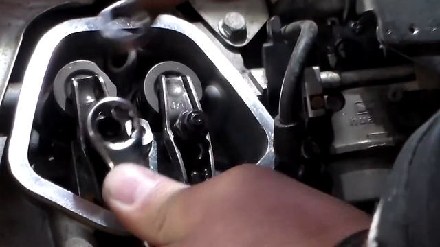 Регулировка клапанов  - полезные советы! Генератора, культиватора, двигателя Honda!
