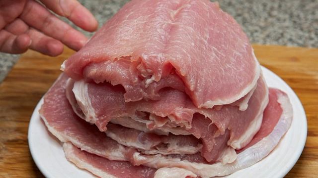 Рулетики из свинины в духовке