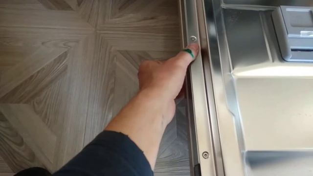 Как закрепить фасад на посудомойку.