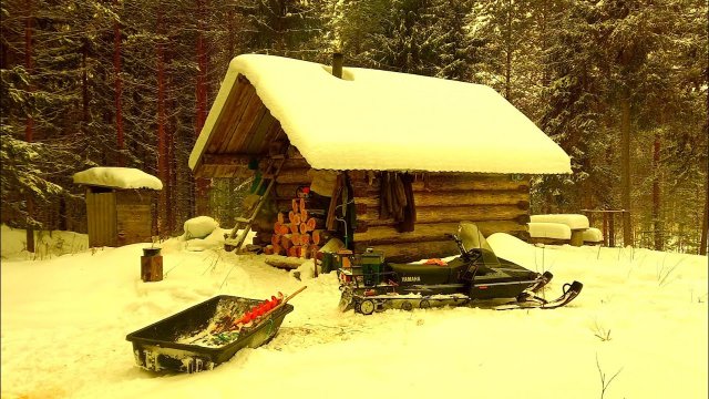 Уехали Далеко в Тайгу.Живем Пять Дней в Лесной Избе.Ловим Рыбу на Таёжном Озере.