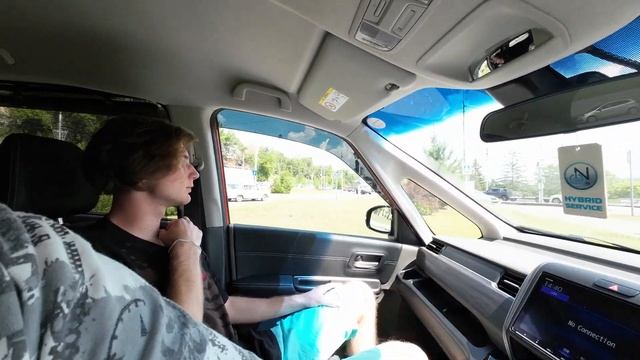 Honda Freed+ (Plus) Hybrid. Самый прикольный 5-ти местный минивэн.