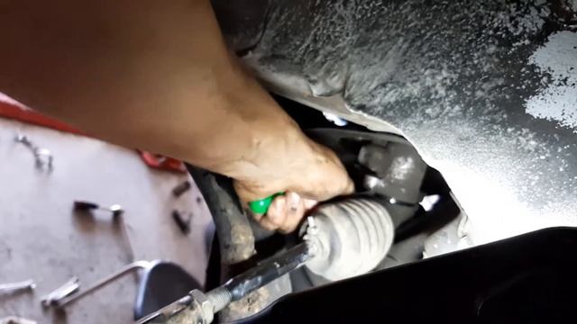 Снятие рулевой рейки на HONDA CR-V кузов RD1