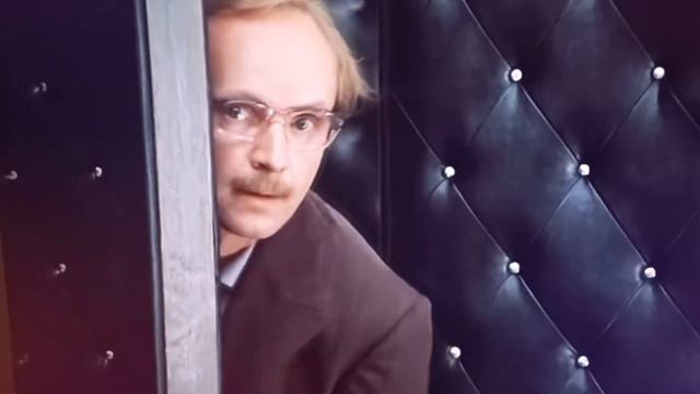 Клип на фильм "Служебный роман". Песня "Моей душе покоя нет".