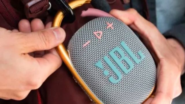 JBL Clip 5 Review: All the features I want to see