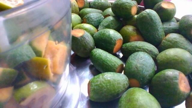 Фейхоа в заморозку! С минимальным кол-вом сахара! Вкусно, полезно!26.10.2019г.