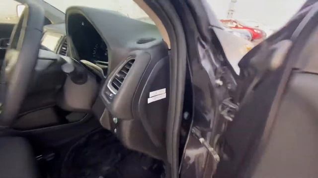 Honda Vezel 2016 год, 1.5 AWD, комплектация «X Honda Sensing» 4 балла?